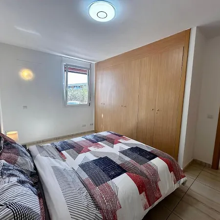 Апартаменты Spacious Flat Near The Sea Сан Мигель
