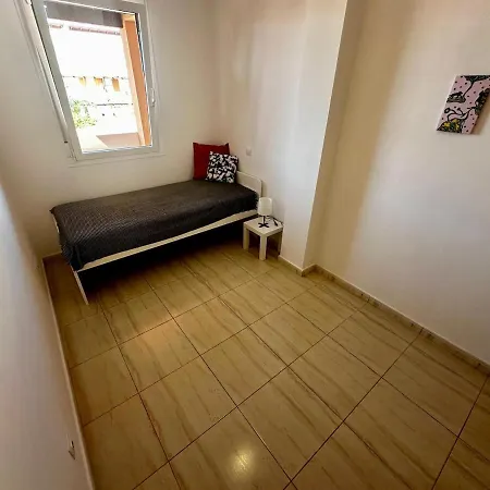 Апартаменты Spacious Flat Near The Sea *