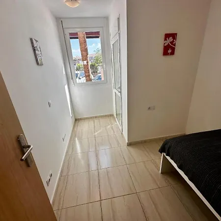 Spacious Flat Near The Sea San Miguel de Abona