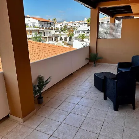 Appartamento Spacious Flat Near The Sea